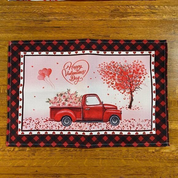 Valentines Placemats Set of 4 NWT - Picture 2 of 9